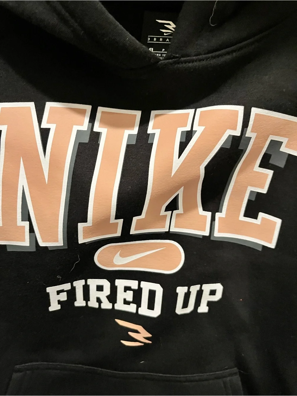 Nike Boy’s Black 'Fired Up' Pullover Hoodie size small 7 8 new!